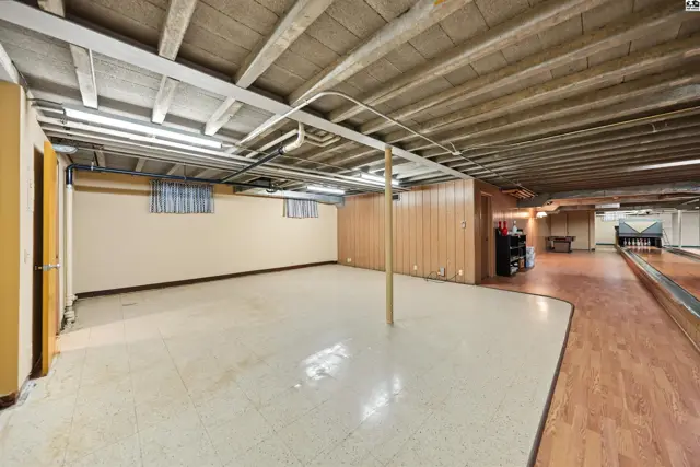 Photo of 534 Upper Mill Hts Dr, Salina, KS