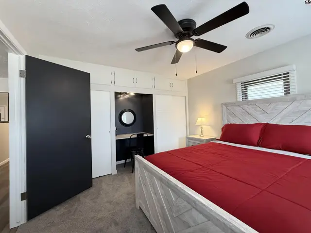 Photo of 818 E 2nd Ave, Hutchinson, KS