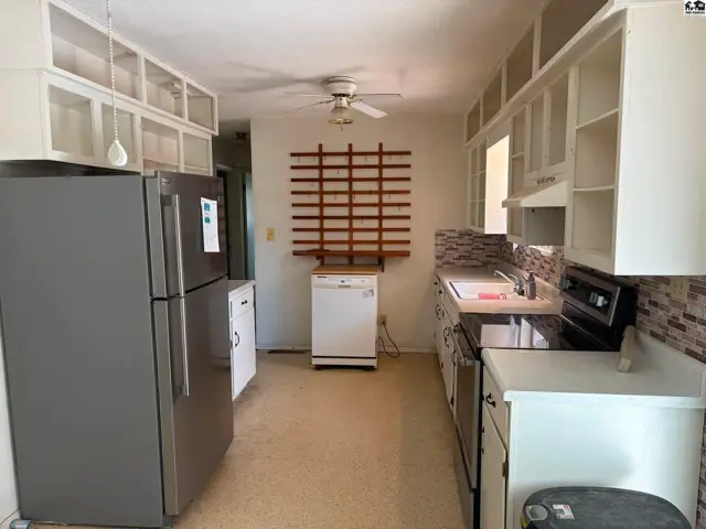 Photo of 1717 Ida St, Hutchinson, KS