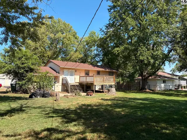 Photo of 1717 Ida St, Hutchinson, KS
