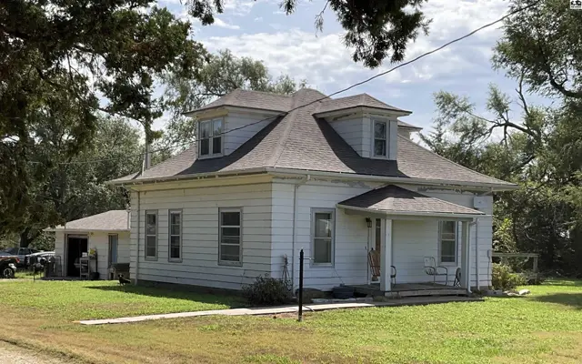 Photo of 7304 N Rayl Rd, Buhler, KS