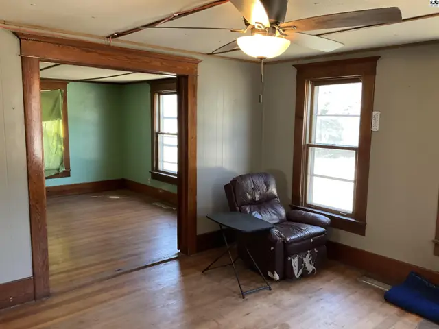 Photo of 7304 N Rayl Rd, Buhler, KS