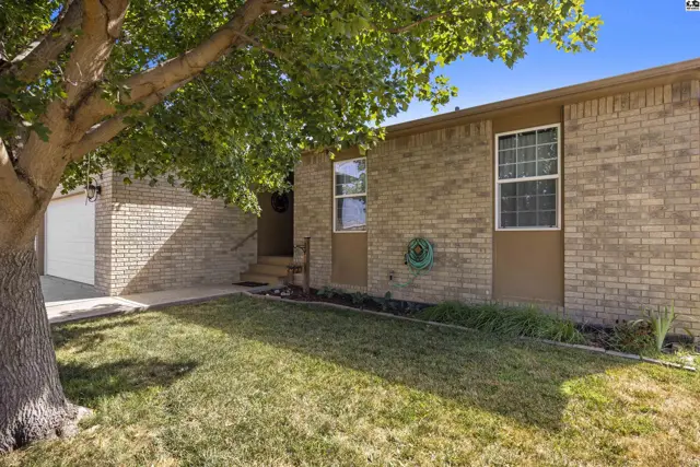 Photo of 1412 Westwood Dr, McPherson, KS