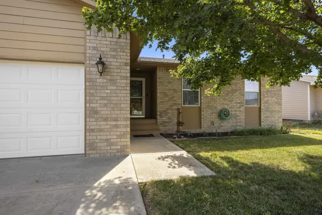 Photo of 1412 Westwood Dr, McPherson, KS
