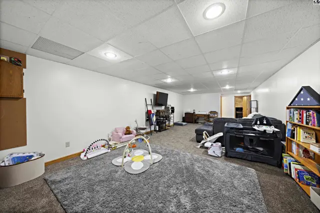 Photo of 1412 Westwood Dr, McPherson, KS