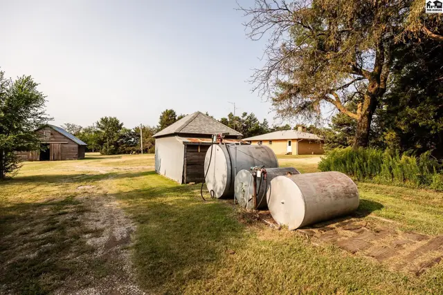 Photo of 165 N 290th Rd, Tescott, KS