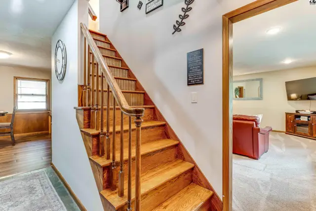 Photo of 2605 Derenda Dr, Hutchinson, KS