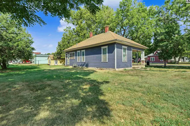Photo of 121 N Swedonia St, Marquette, KS