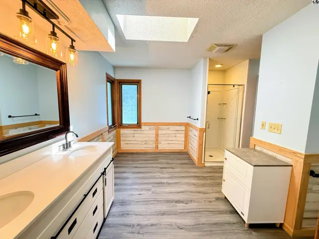 Photo of 604 E 42nd Ave, Hutchinson, KS