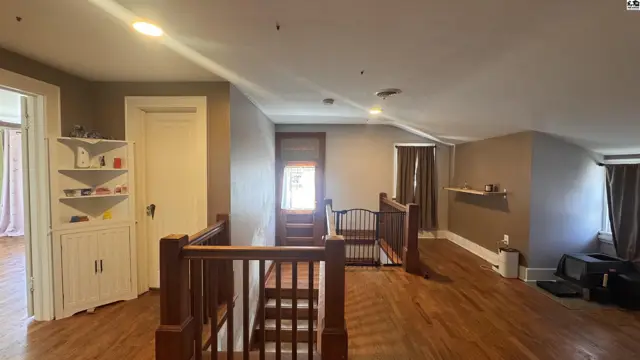 Photo of 428 E 16th Ave, Hutchinson, KS