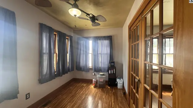 Photo of 428 E 16th Ave, Hutchinson, KS