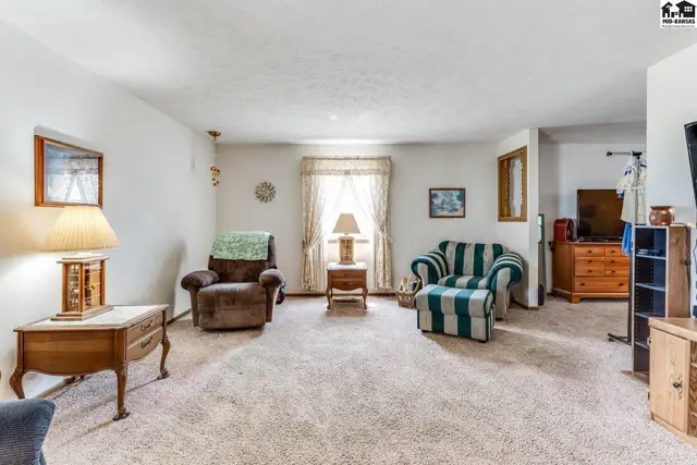 Photo of 9504 W 82nd Ave, Nickerson, KS