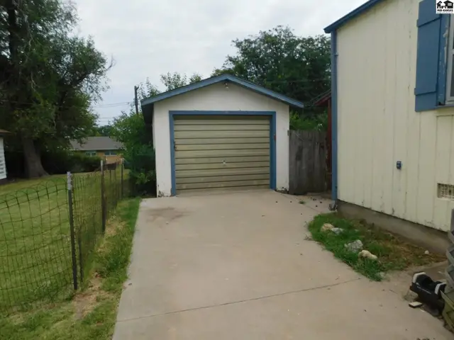 Photo of 324 N Howard St, Pratt, KS
