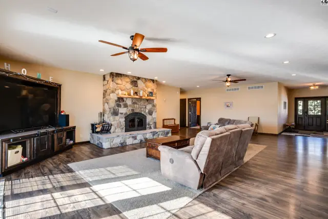 Photo of 2308 18th Ave, Lindsborg, KS