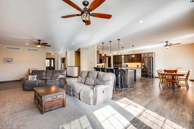 Photo of 2308 18th Ave, Lindsborg, KS