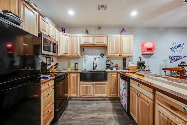 Photo of 2308 18th Ave, Lindsborg, KS