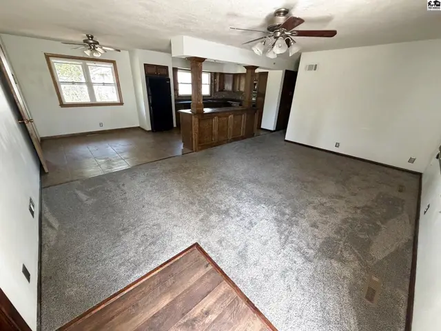 Photo of 200 W 26th Ave, Hutchinson, KS