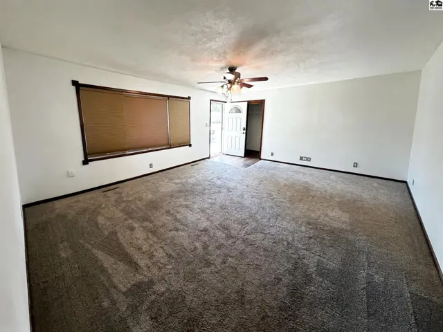 Photo of 200 W 26th Ave, Hutchinson, KS