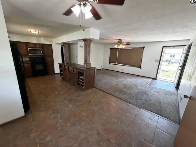 Photo of 200 W 26th Ave, Hutchinson, KS