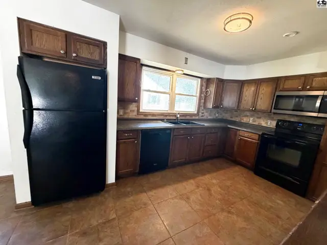 Photo of 200 W 26th Ave, Hutchinson, KS