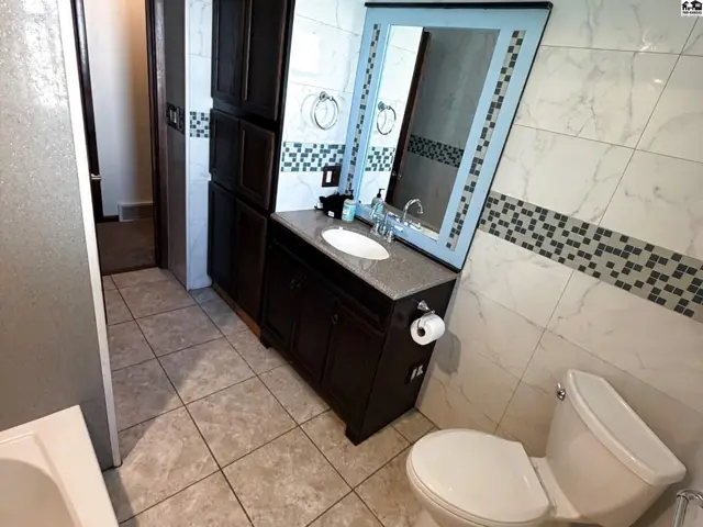Photo of 200 W 26th Ave, Hutchinson, KS