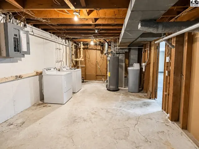 Photo of 200 W 26th Ave, Hutchinson, KS