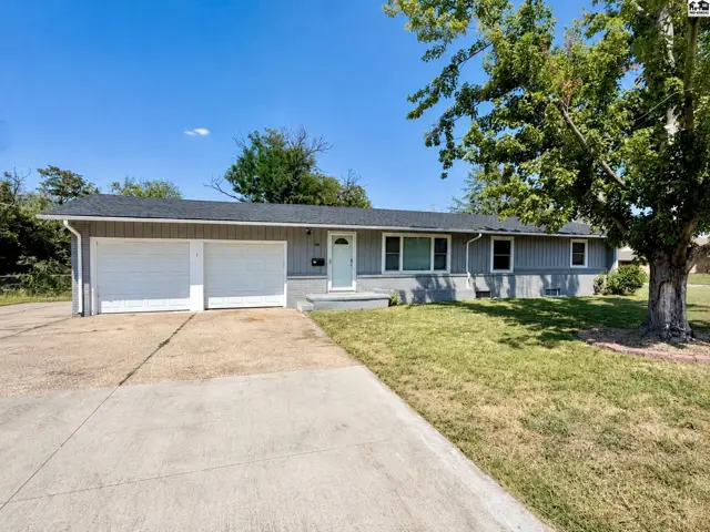Photo of 200 W 26th Ave, Hutchinson, KS