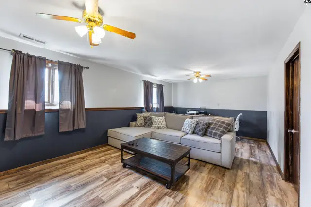 Photo of 605 S Walnut St, South Hutchinson, KS