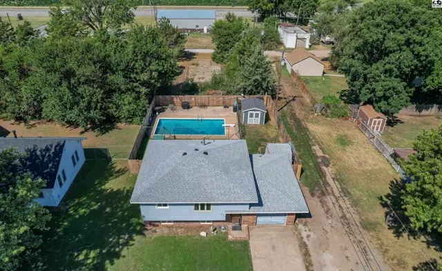 Photo of 605 S Walnut St, South Hutchinson, KS
