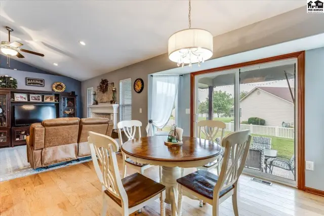 Photo of 48 Detroit Dr, South Hutchinson, KS