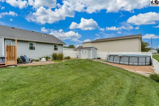 Photo of 48 Detroit Dr, South Hutchinson, KS