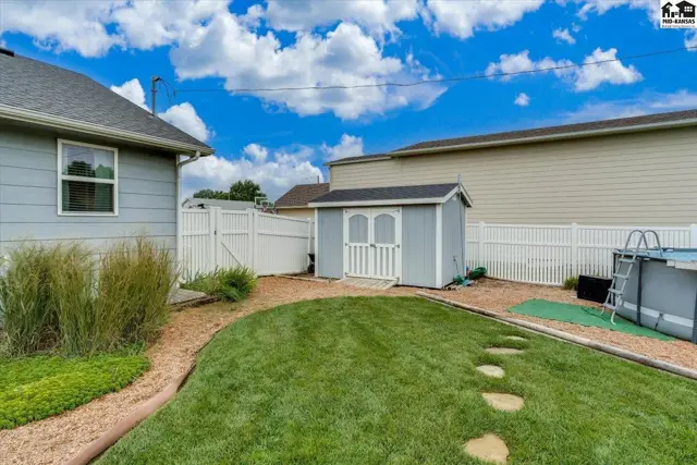 Photo of 48 Detroit Dr, South Hutchinson, KS