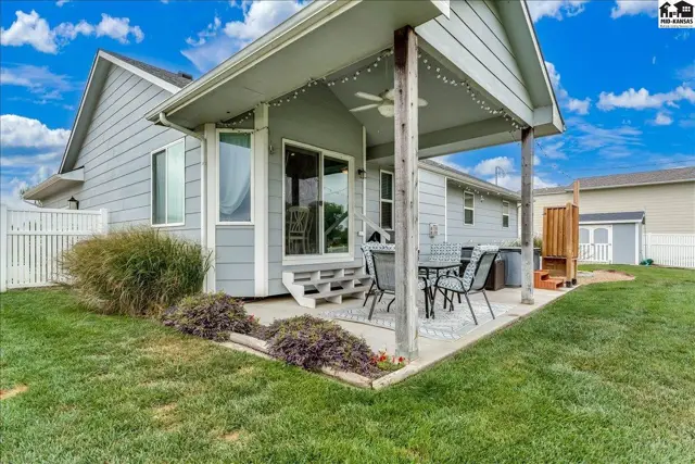 Photo of 48 Detroit Dr, South Hutchinson, KS