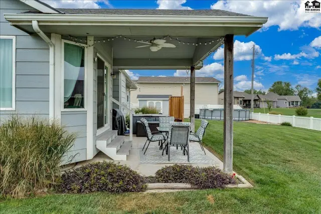 Photo of 48 Detroit Dr, South Hutchinson, KS