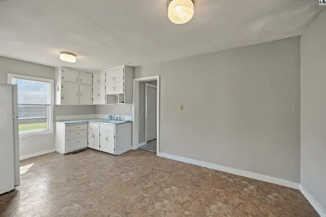 Photo of 120 W 4th St, Assaria, KS