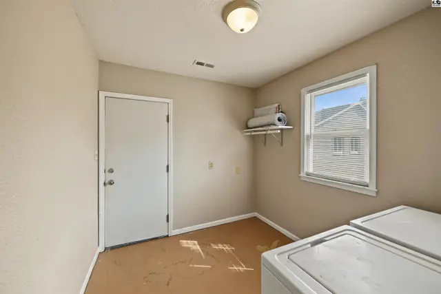 Photo of 120 W 4th St, Assaria, KS