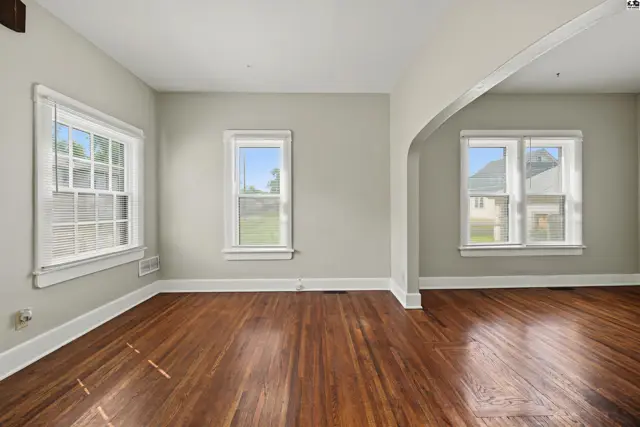 Photo of 442 W Putnam Ave, Salina, KS