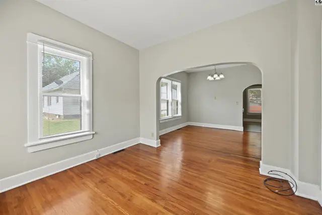 Photo of 442 W Putnam Ave, Salina, KS