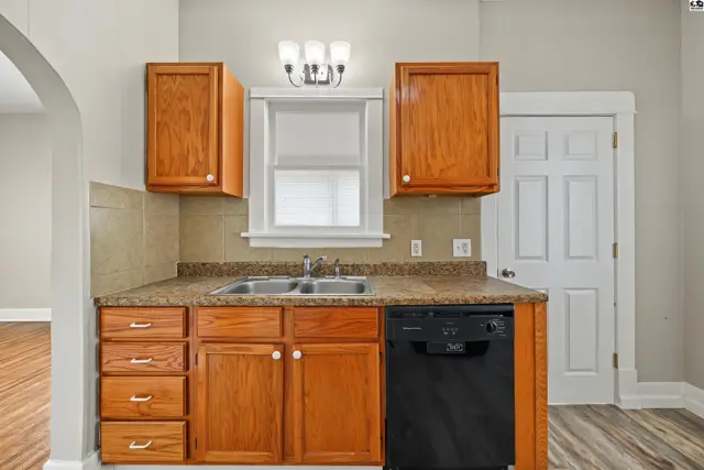 Photo of 442 W Putnam Ave, Salina, KS