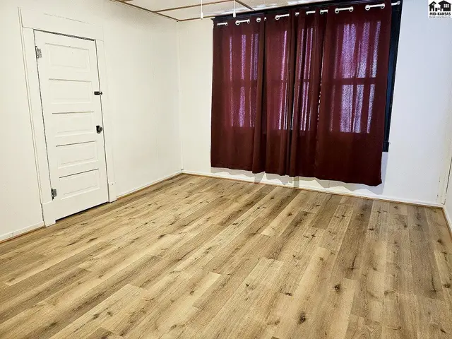 Photo of 107 N. Chestnut St, McPherson, KS