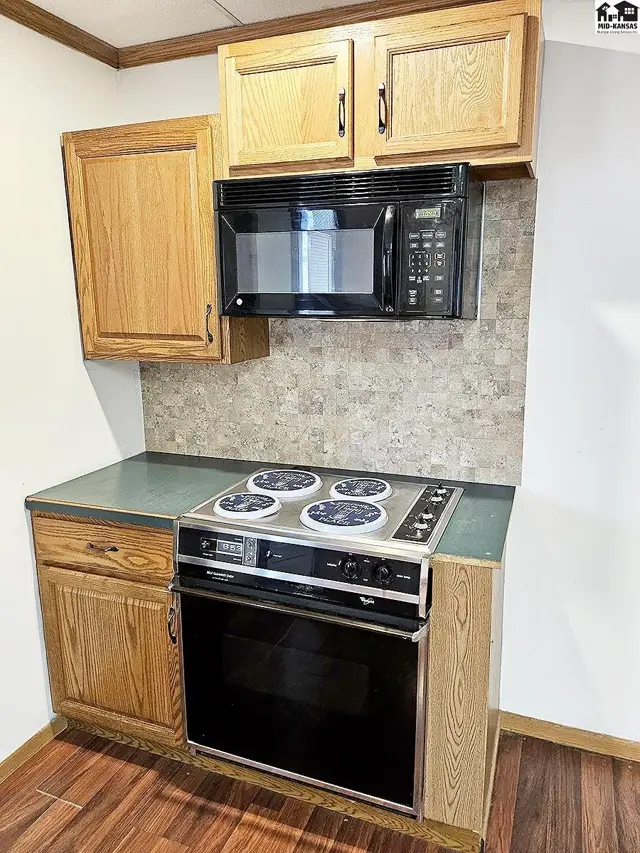 Photo of 107 N. Chestnut St, McPherson, KS