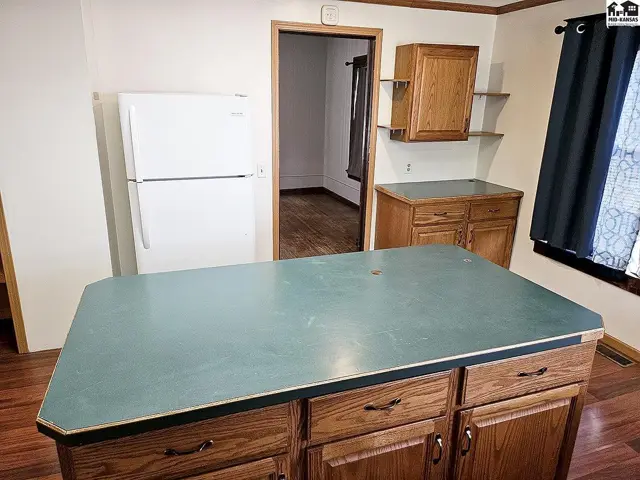 Photo of 107 N. Chestnut St, McPherson, KS