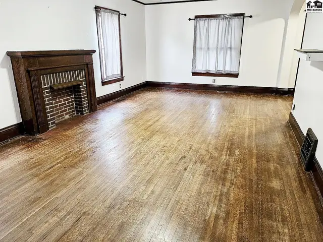 Photo of 107 N. Chestnut St, McPherson, KS