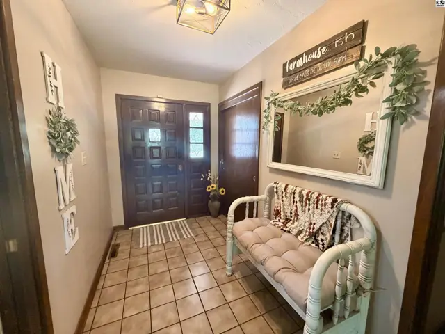 Photo of 2201 Northridge Rd, Hutchinson, KS
