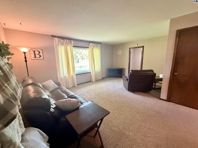 Photo of 2201 Northridge Rd, Hutchinson, KS