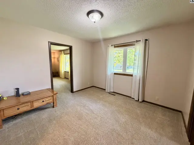 Photo of 2201 Northridge Rd, Hutchinson, KS