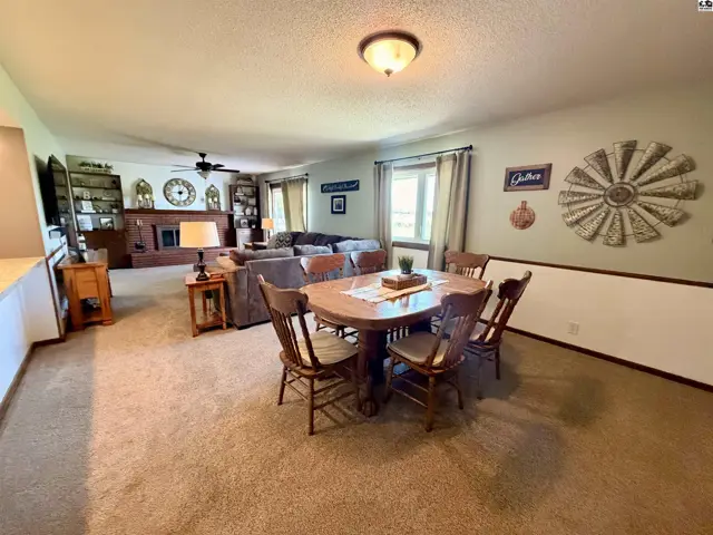 Photo of 2201 Northridge Rd, Hutchinson, KS