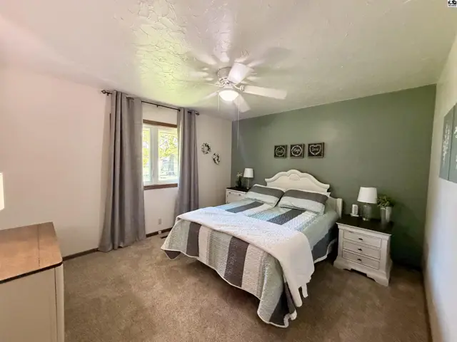 Photo of 2201 Northridge Rd, Hutchinson, KS