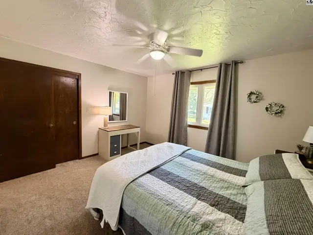 Photo of 2201 Northridge Rd, Hutchinson, KS
