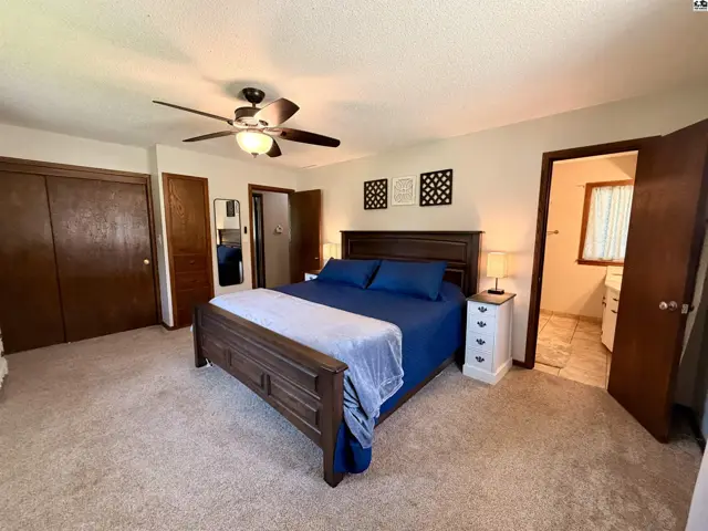 Photo of 2201 Northridge Rd, Hutchinson, KS
